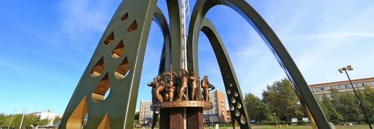 Строительный гипермаркет Сургут